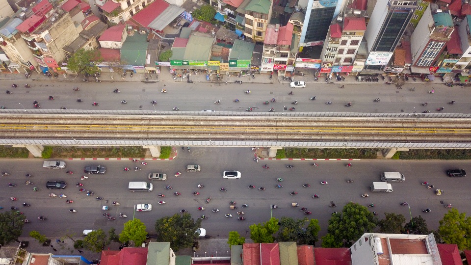 Toàn cảnh hai tuyến đường Hà Nội đang xem xét thí điểm cấm xe máy - 4 Toàn cảnh hai tuyến đường Hà Nội đang xem xét thí điểm cấm xe máy - 4