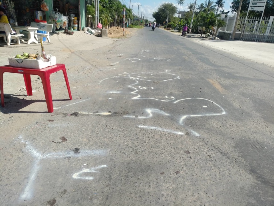 Hien truong vu ba ban cha.jpg Hien truong vu ba ban cha.jpg