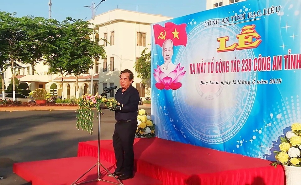 Công an Bạc Liêu ra mắt lực lượng phản ứng nhanh - 2 Công an Bạc Liêu ra mắt lực lượng phản ứng nhanh - 2