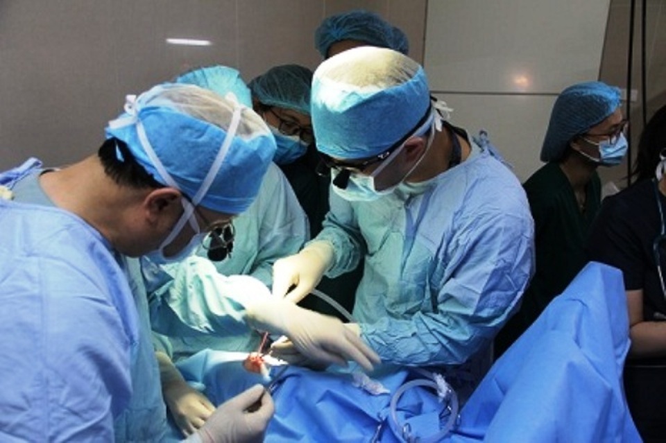 Phẫu thuật miễn phí cho 35 trẻ bị dị tật hở môi - hàm ếch - 1