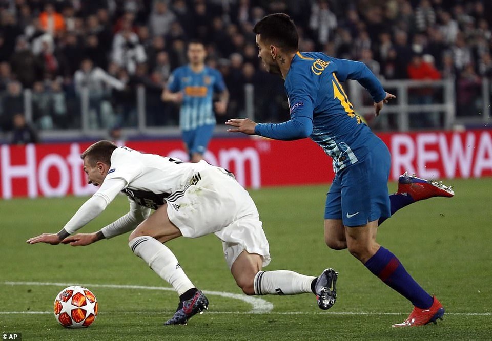 10906220-6801051-image-a-87_1552427504714.jpg 10906220-6801051-image-a-87_1552427504714.jpg