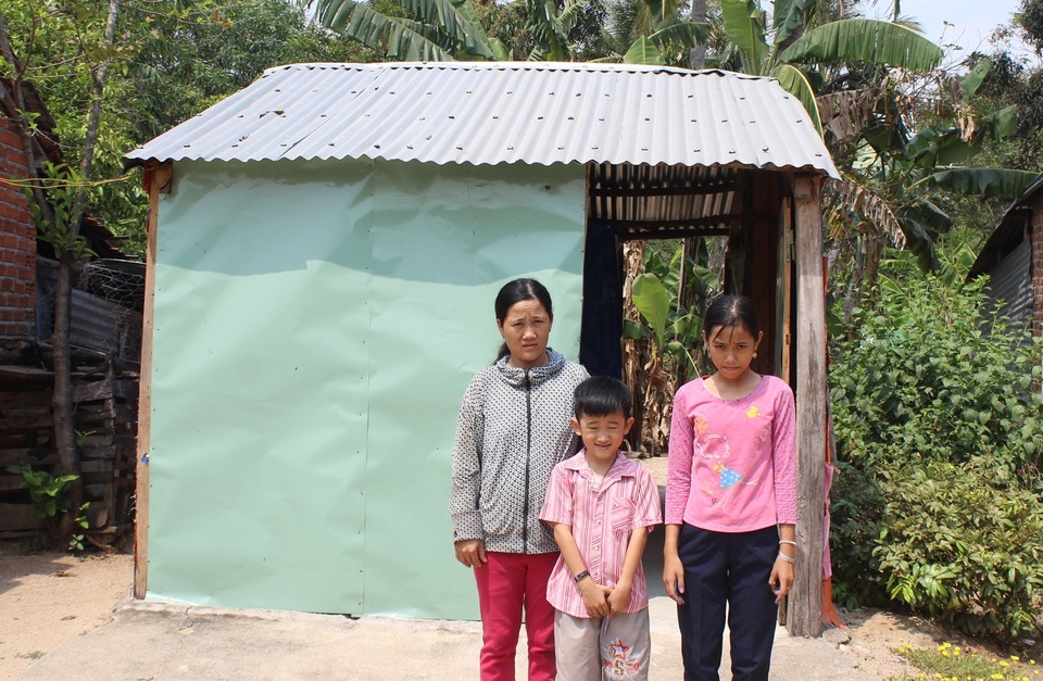 Mơ ước thoát cảnh “lò thiêu” của người mẹ thần kinh và 2 con nhỏ - 1