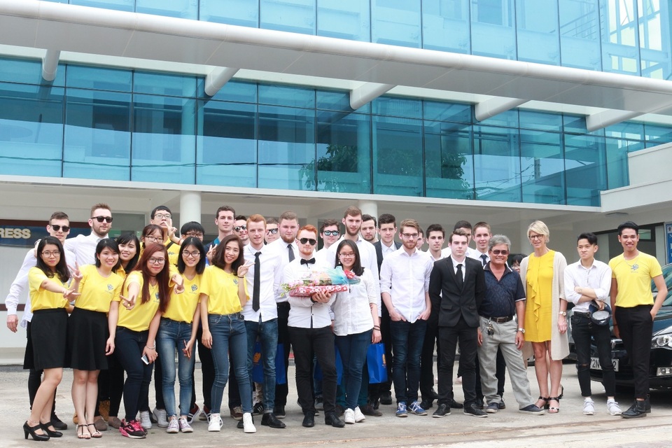 Đại học tư thục Việt Nam nỗ lực tiếp cận tiêu chuẩn giáo dục quốc tế - 3 Đại học tư thục Việt Nam nỗ lực tiếp cận tiêu chuẩn giáo dục quốc tế - 3