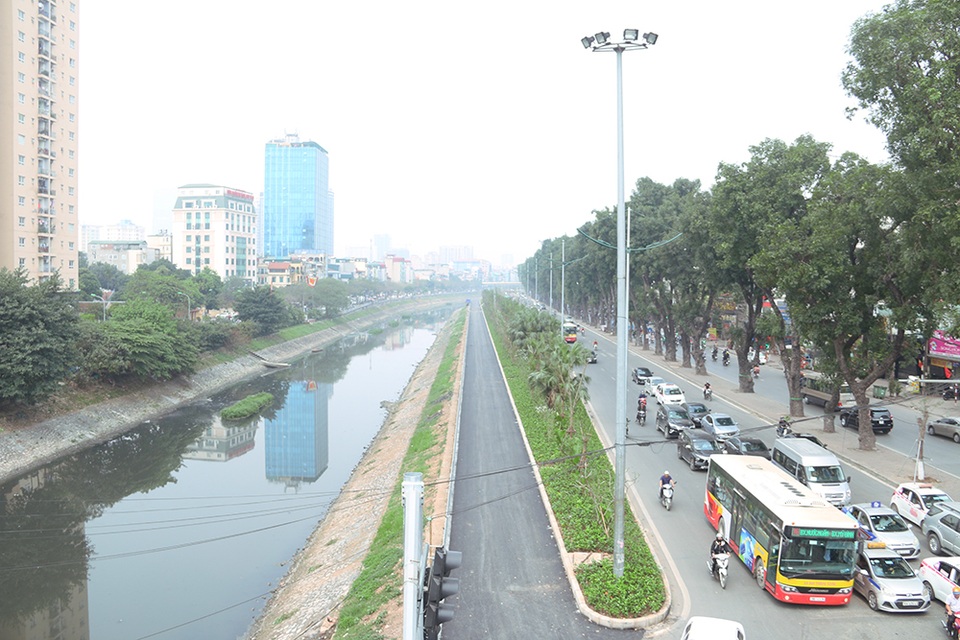 Toàn cảnh con đường dọc sông Tô Lịch chỉ để đi bộ, đi xe đạp - 1 Toàn cảnh con đường dọc sông Tô Lịch chỉ để đi bộ, đi xe đạp - 1