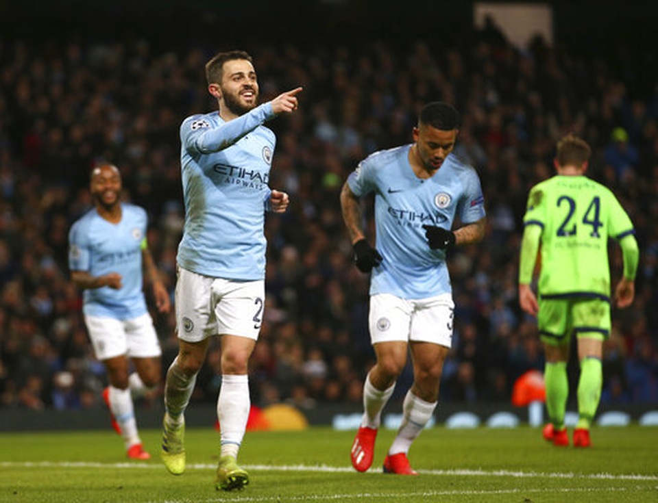 Aguero, Sane xuất thần ở trận đại thắng của Man City trước Schalke 04 - 3 Aguero, Sane xuất thần ở trận đại thắng của Man City trước Schalke 04 - 3
