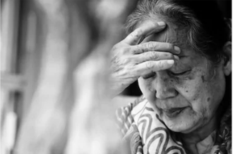 Cách trị ho cho người lớn tuổi hiệu quả Cách trị ho cho người lớn tuổi hiệu quả