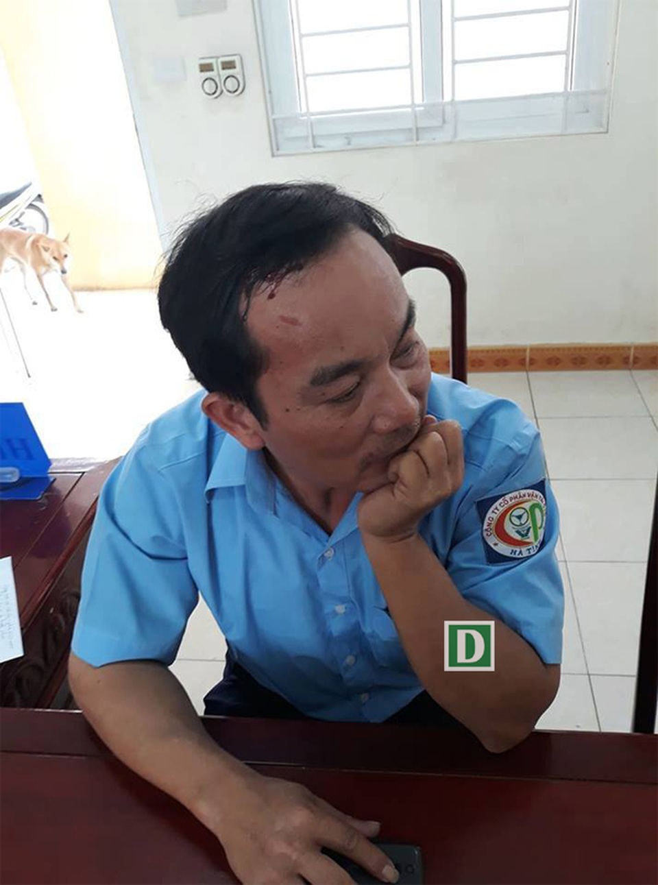 “Nhà xe đầu gấu” đánh nữ hành khách vừa mới bị phạt vì đánh tài xế xe buýt - 1 “Nhà xe đầu gấu” đánh nữ hành khách vừa mới bị phạt vì đánh tài xế xe buýt - 1