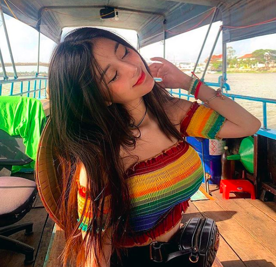 Nữ sinh xinh đẹp vạn người mê Võ Ngọc Trân giành giải Nhì HSG Văn TP.HCM - 6 Nữ sinh xinh đẹp vạn người mê Võ Ngọc Trân giành giải Nhì HSG Văn TP.HCM - 6