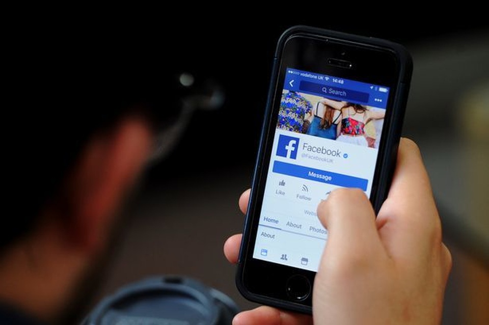 Hàng chục ngàn USD tiền quảng cáo bốc hơi do Facebook gián đoạn - 2 Hàng chục ngàn USD tiền quảng cáo bốc hơi do Facebook gián đoạn - 2
