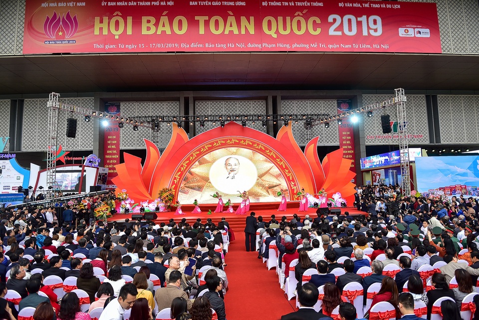 hoi bao xuan 2019.jpg hoi bao xuan 2019.jpg