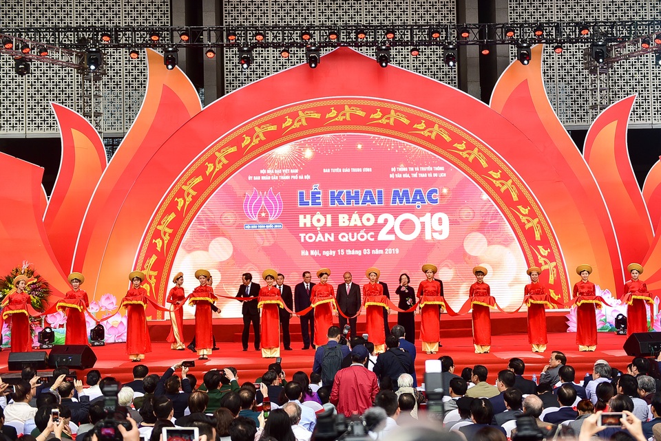 hoi bao xuan 2019-11.jpg hoi bao xuan 2019-11.jpg