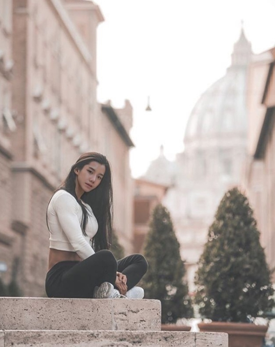 Vẻ đẹp khỏe khoắn nhờ tập của 3 gymer Hàn - 13 Vẻ đẹp khỏe khoắn nhờ tập của 3 gymer Hàn - 13