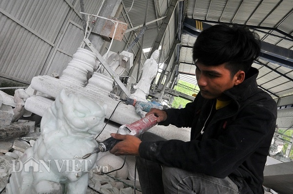 Yên Bái: Cả làng thành triệu phú, tỷ phú với nghề ...lách cách thành tượng - 5 Yên Bái: Cả làng thành triệu phú, tỷ phú với nghề ...lách cách thành tượng - 5