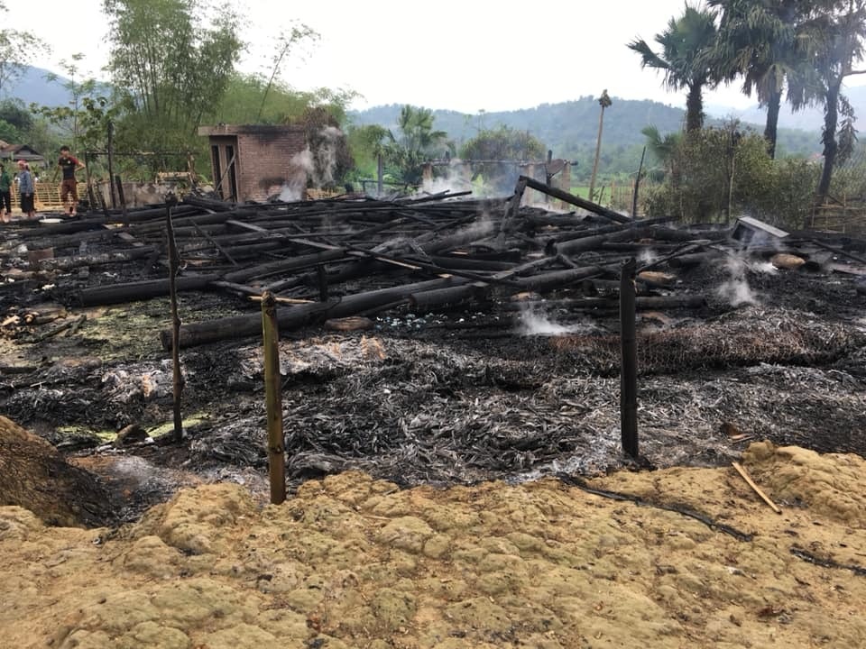 cháy nhà lao cai 3.jpg cháy nhà lao cai 3.jpg