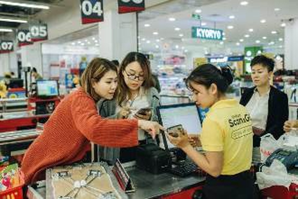 Mua sắm thời công nghệ: Chỉ cần “quét” mã vạch - 4