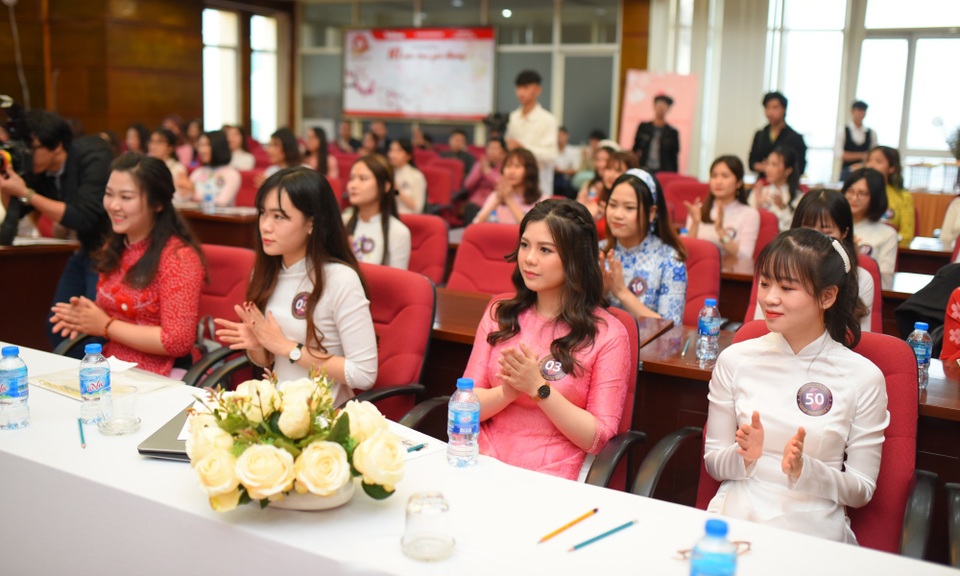 Rạng rỡ nhan sắc thí sinh tham dự cuộc thi Đại sứ Thiện chí Hoa Anh Đào 2019 - 4 Rạng rỡ nhan sắc thí sinh tham dự cuộc thi Đại sứ Thiện chí Hoa Anh Đào 2019 - 4