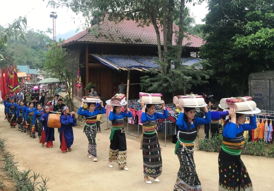 Hàng nghìn người tham gia lễ rước hòn đá “vía” - 7