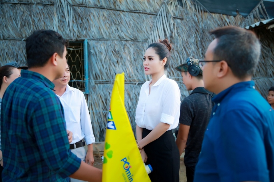 kha-han-FLY_4903.jpg kha-han-FLY_4903.jpg