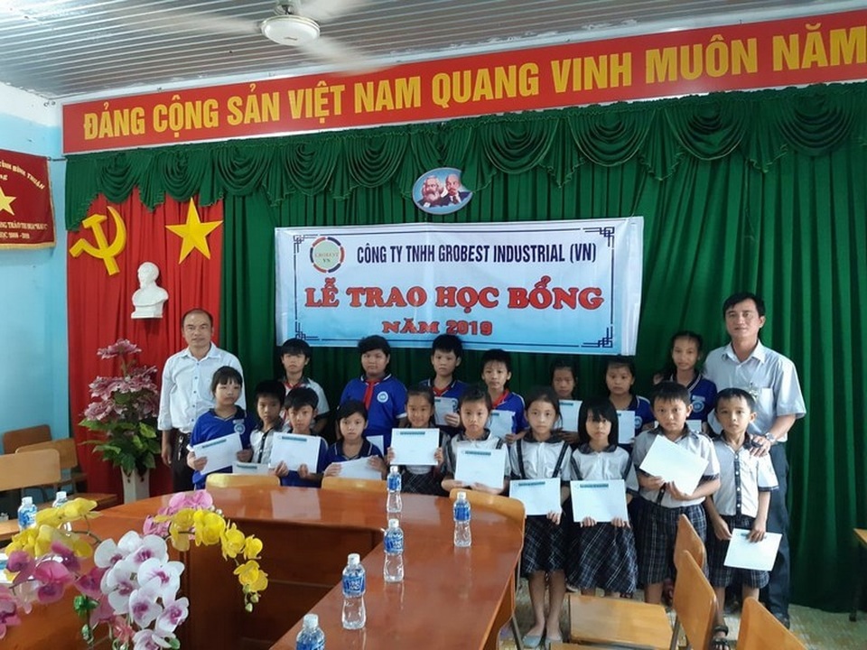 80 suất học bổng Grobest Việt Nam đến với học sinh nghèo tỉnh Bình Thuận - 1 80 suất học bổng Grobest Việt Nam đến với học sinh nghèo tỉnh Bình Thuận - 1