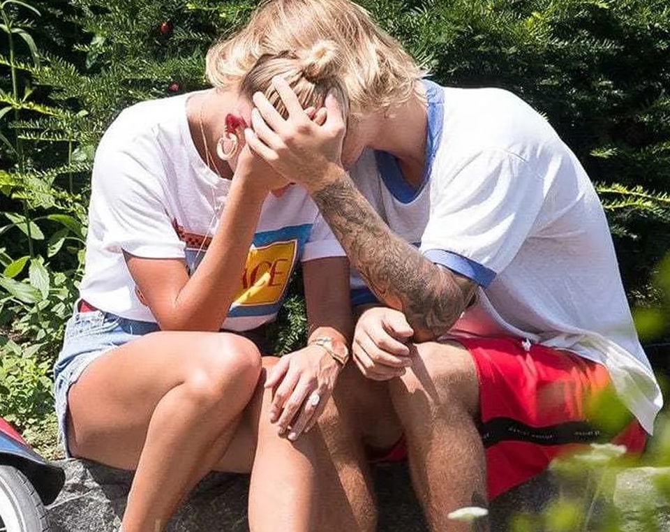 Justin Bieber và vợ lại trò chuyện căng thẳng - 7 Justin Bieber và vợ lại trò chuyện căng thẳng - 7