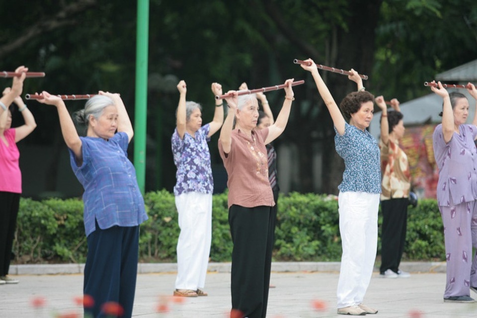 Cảnh báo: 3 thói quen buổi sáng khiến người cao huyết áp dễ đột quỵ - 2 Cảnh báo: 3 thói quen buổi sáng khiến người cao huyết áp dễ đột quỵ - 2
