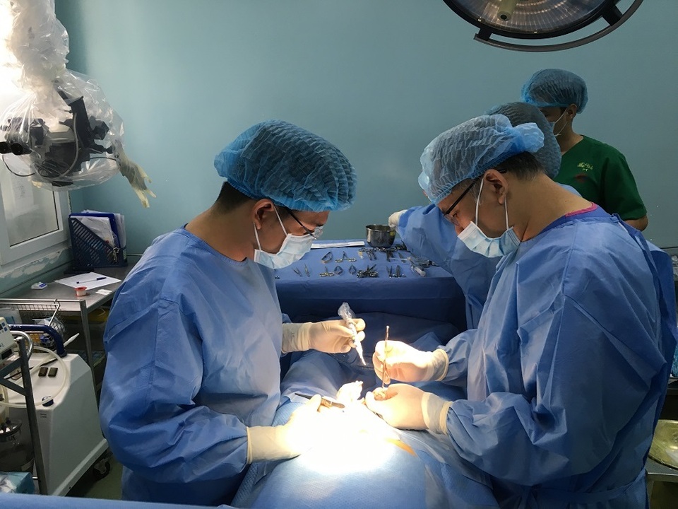 Suýt mất của quý vì bị heo đẻ táp - 1 Suýt mất của quý vì bị heo đẻ táp - 1