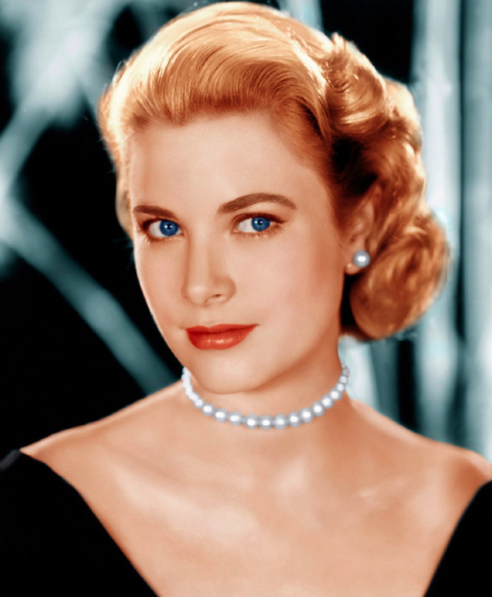 Khi các biểu tượng nhan sắc của thế kỷ 20 “xuyên không” về hiện tại - 3 Khi các biểu tượng nhan sắc của thế kỷ 20 “xuyên không” về hiện tại - 3