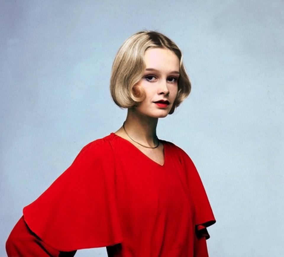 Khi các biểu tượng nhan sắc của thế kỷ 20 “xuyên không” về hiện tại - 22 Khi các biểu tượng nhan sắc của thế kỷ 20 “xuyên không” về hiện tại - 22