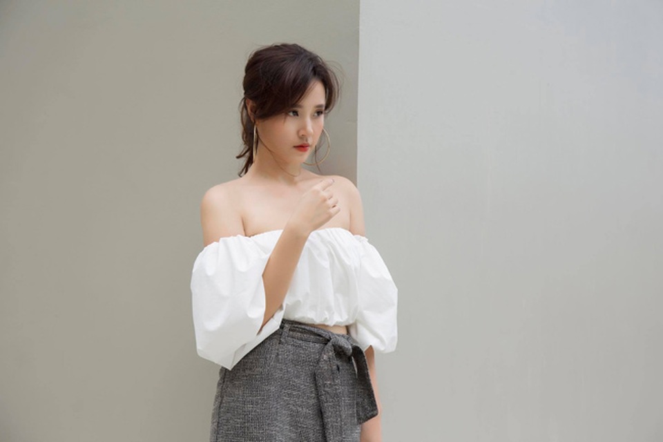 Tuổi 30, hot girl Midu ngày càng gợi cảm và táo bạo - 18 Tuổi 30, hot girl Midu ngày càng gợi cảm và táo bạo - 18