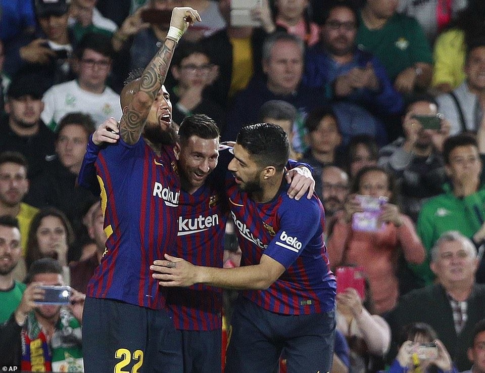 11113744-6820115-image-m-161_1552860213176.jpg 11113744-6820115-image-m-161_1552860213176.jpg