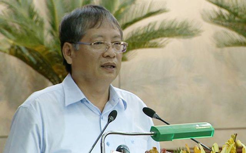 Công an khám nhà cựu Phó Chủ tịch Đà Nẵng Nguyễn Ngọc Tuấn - 2 Công an khám nhà cựu Phó Chủ tịch Đà Nẵng Nguyễn Ngọc Tuấn - 2