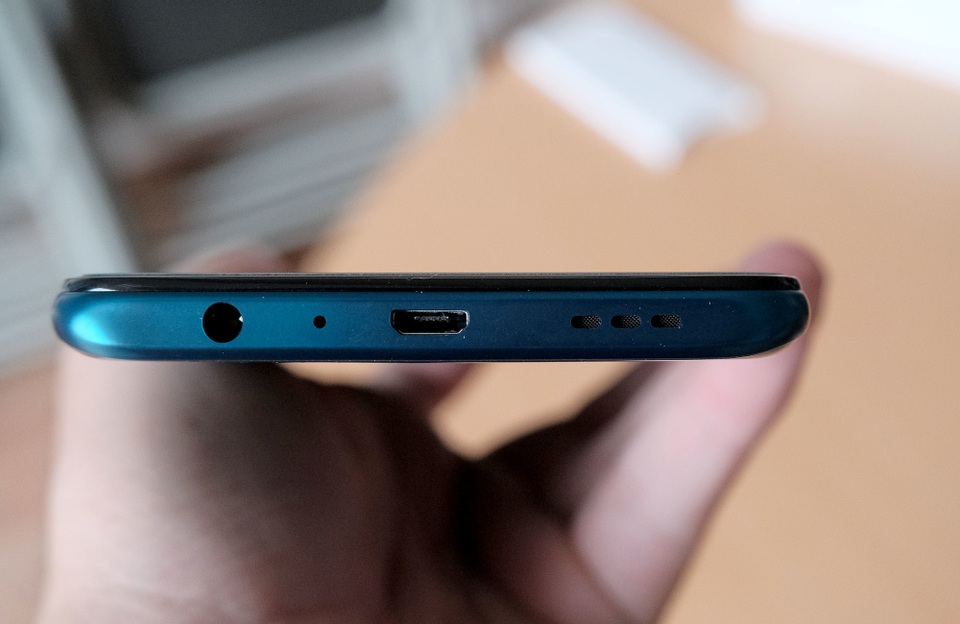 Cận cảnh smartphone tầm trung có camera thồi thụt của Oppo tại Việt Nam - 5