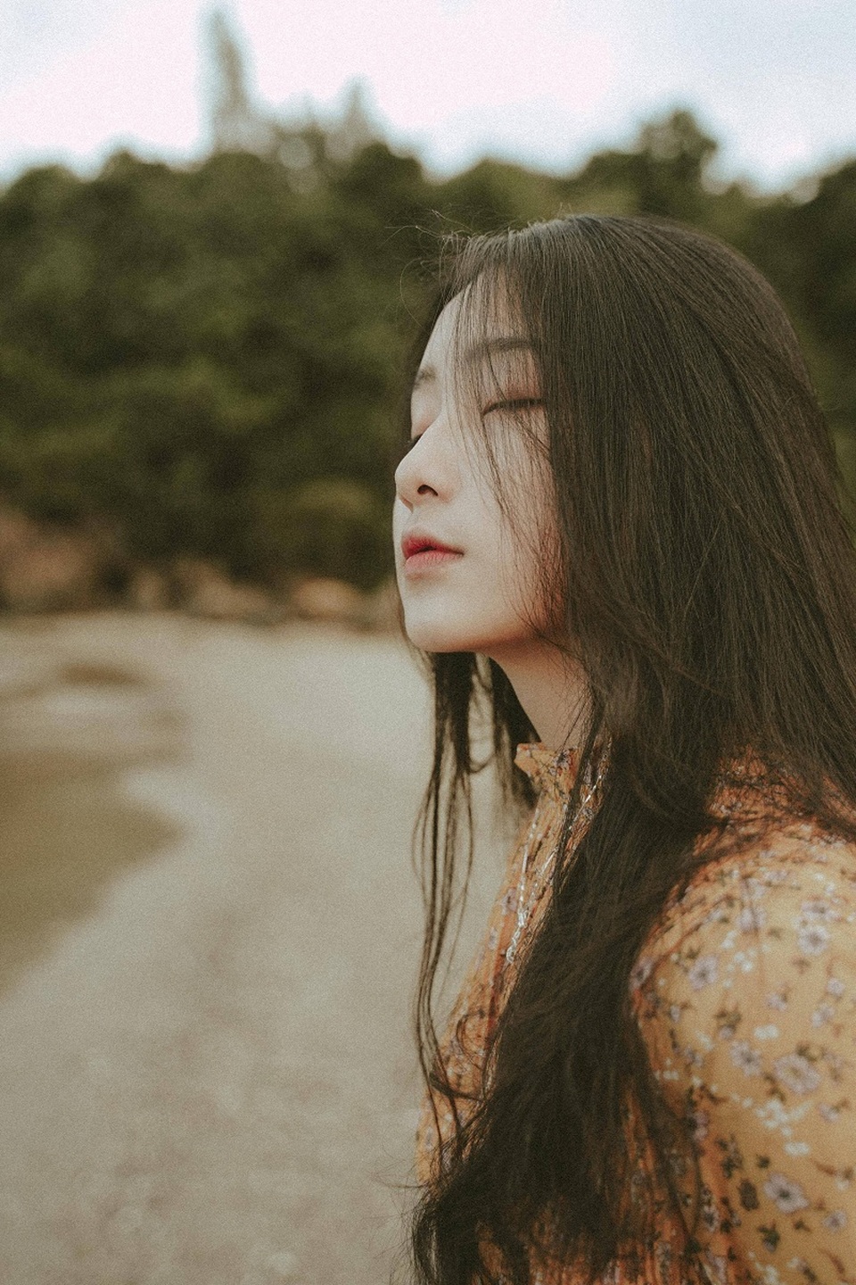 Nữ sinh Đà Nẵng bất ngờ nổi tiếng với bức ảnh tham gia hội thao - 2 Nữ sinh Đà Nẵng bất ngờ nổi tiếng với bức ảnh tham gia hội thao - 2