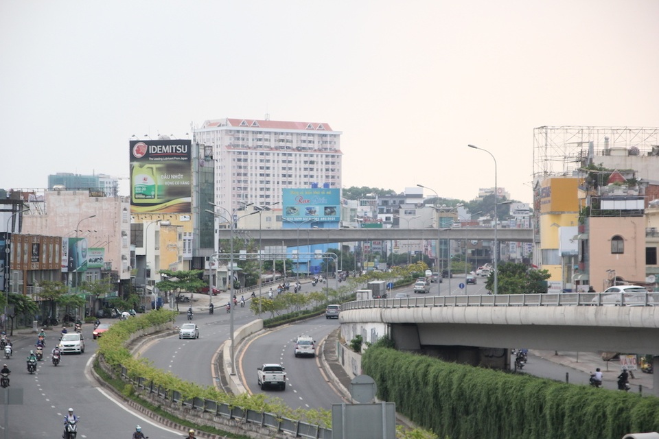 Xử lý “con đường đau khổ”: Thuê máy bơm siêu khủng hay chi 500 tỷ sửa chữa? - 2 Xử lý “con đường đau khổ”: Thuê máy bơm siêu khủng hay chi 500 tỷ sửa chữa? - 2