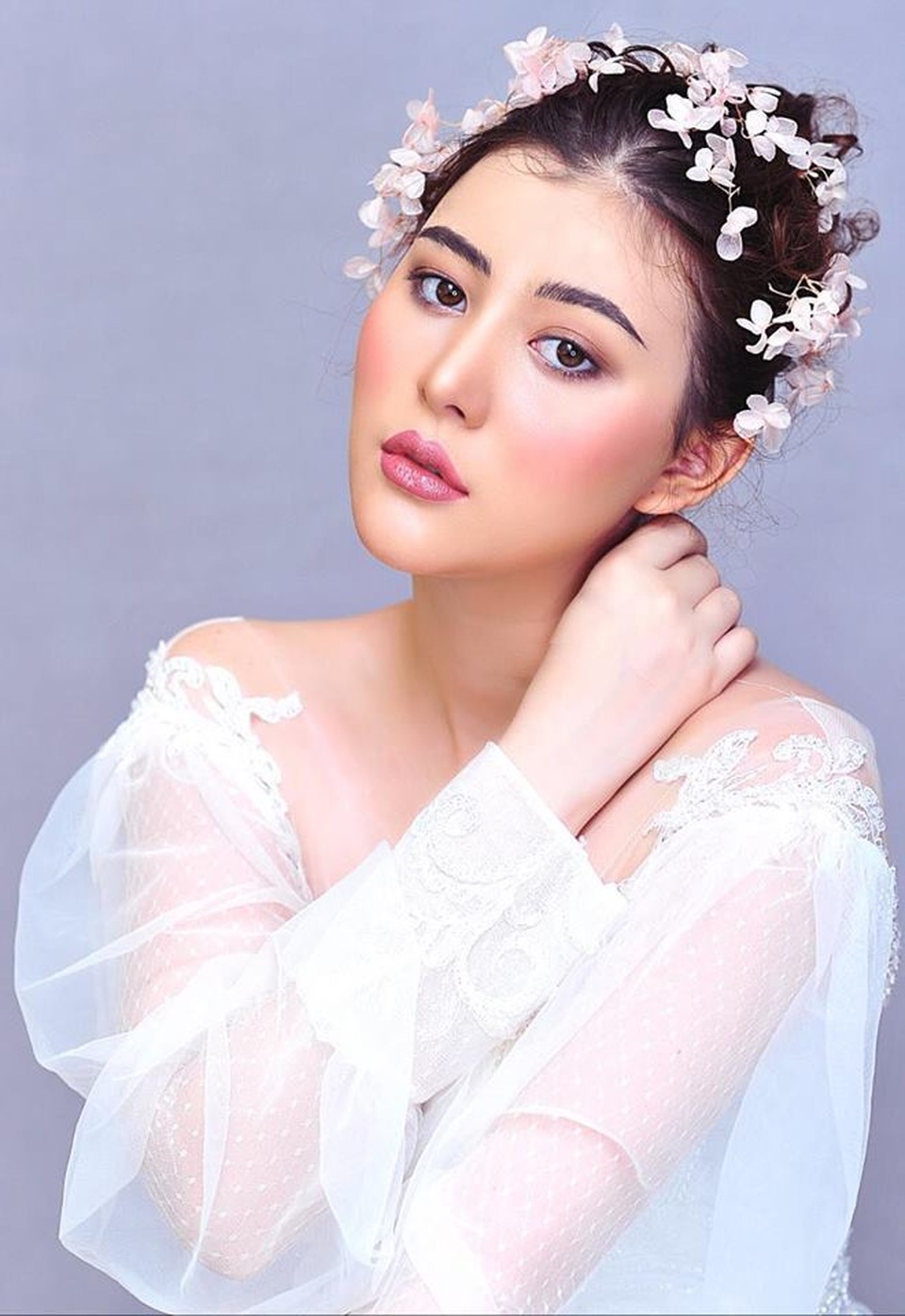 Bông hồng lai Việt - Mỹ sở hữu thân hình cuốn hút vạn người mê - 4 Bông hồng lai Việt - Mỹ sở hữu thân hình cuốn hút vạn người mê - 4