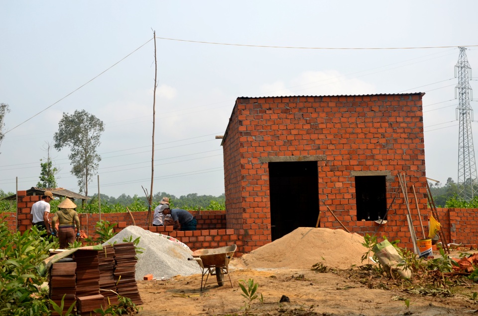 Xây dựng trái phép để chờ bồi thường Xây dựng trái phép để chờ bồi thường