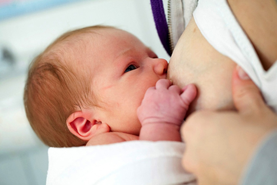 Mách mẹ chăm con trong giai đoạn bé chưa đầy tháng - 1 Mách mẹ chăm con trong giai đoạn bé chưa đầy tháng - 1