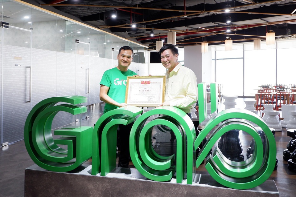 Grab được bằng khen từ Quỹ Bảo trợ Trẻ em Việt Nam - 1 Grab được bằng khen từ Quỹ Bảo trợ Trẻ em Việt Nam - 1