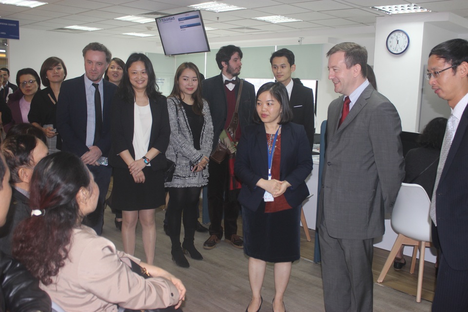 Đại sứ Pháp tiết lộ ý tưởng mới hỗ trợ người Việt Nam xin cấp visa - 7 Đại sứ Pháp tiết lộ ý tưởng mới hỗ trợ người Việt Nam xin cấp visa - 7