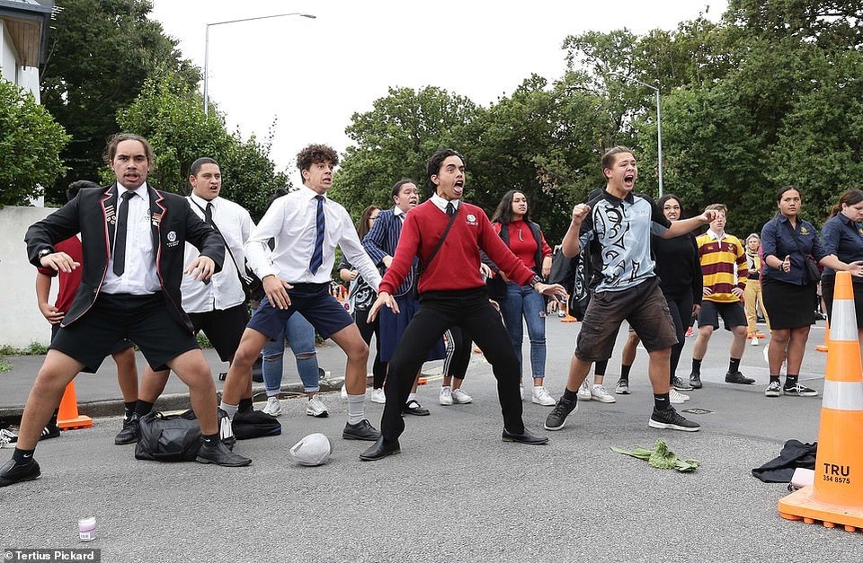 nhay-Haka-1.jpg nhay-Haka-1.jpg