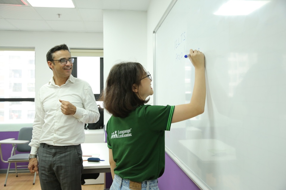 Luyện thi đại học môn Tiếng Anh, nên hay không? - 2 Luyện thi đại học môn Tiếng Anh, nên hay không? - 2