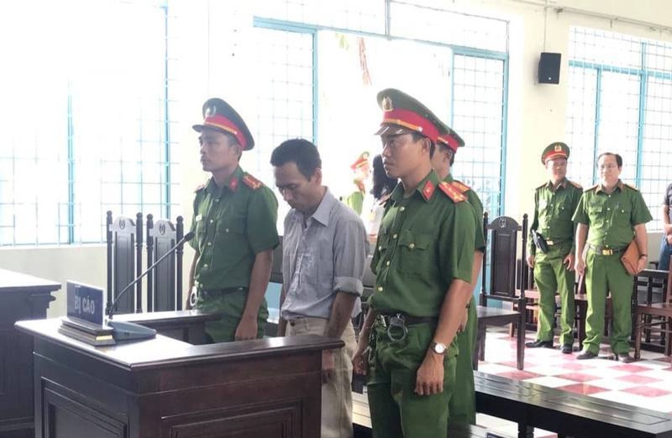 Lê Minh Thể tại phiên xét xử hôm nay (20/2) Lê Minh Thể tại phiên xét xử hôm nay (20/2)