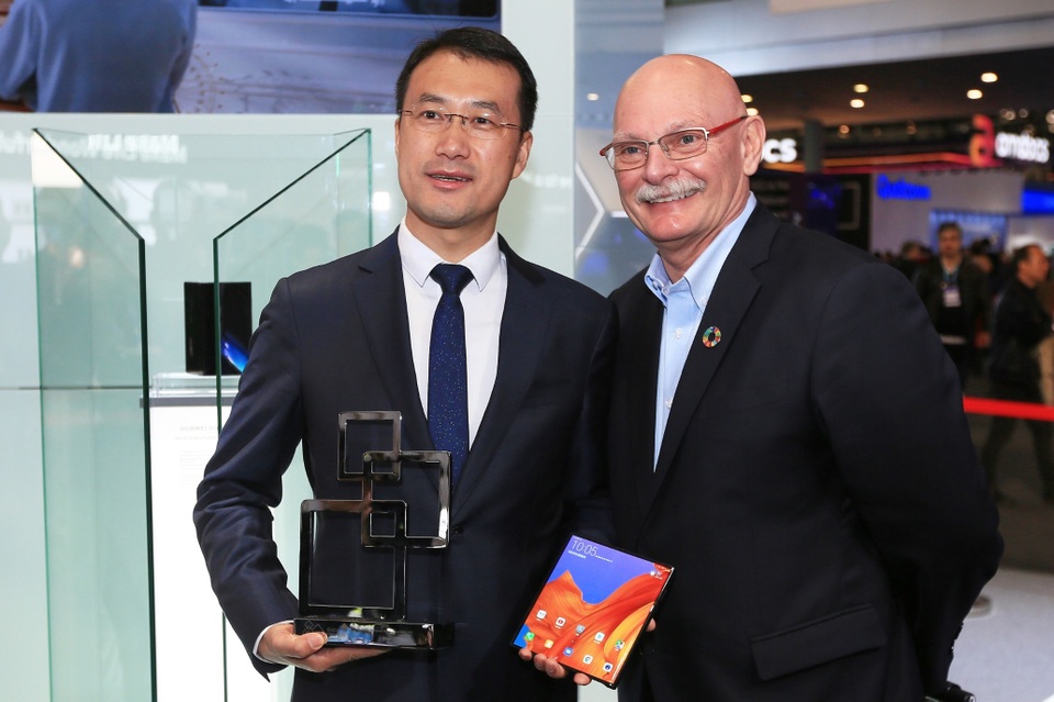 Huawei, người khổng lồ đang dẫn đầu cho những đột phá công nghệ - 2 Huawei, người khổng lồ đang dẫn đầu cho những đột phá công nghệ - 2