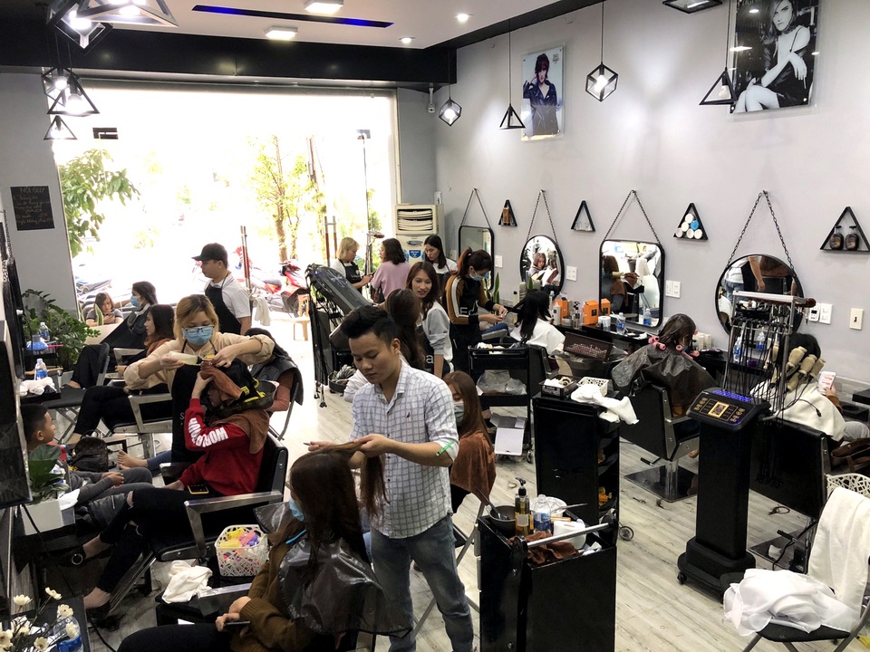 Học viện tóc theo chuẩn Quốc tế tại miền đất Quảng Bình - 3 Học viện tóc theo chuẩn Quốc tế tại miền đất Quảng Bình - 3