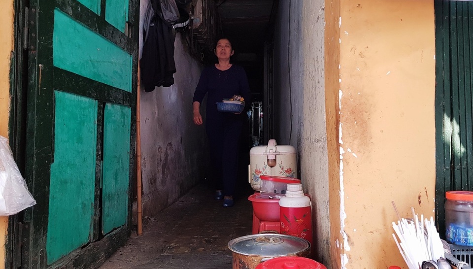 Ngõ siêu hẹp, sâu hun hút ở khu phố cổ Hà Nội - 10