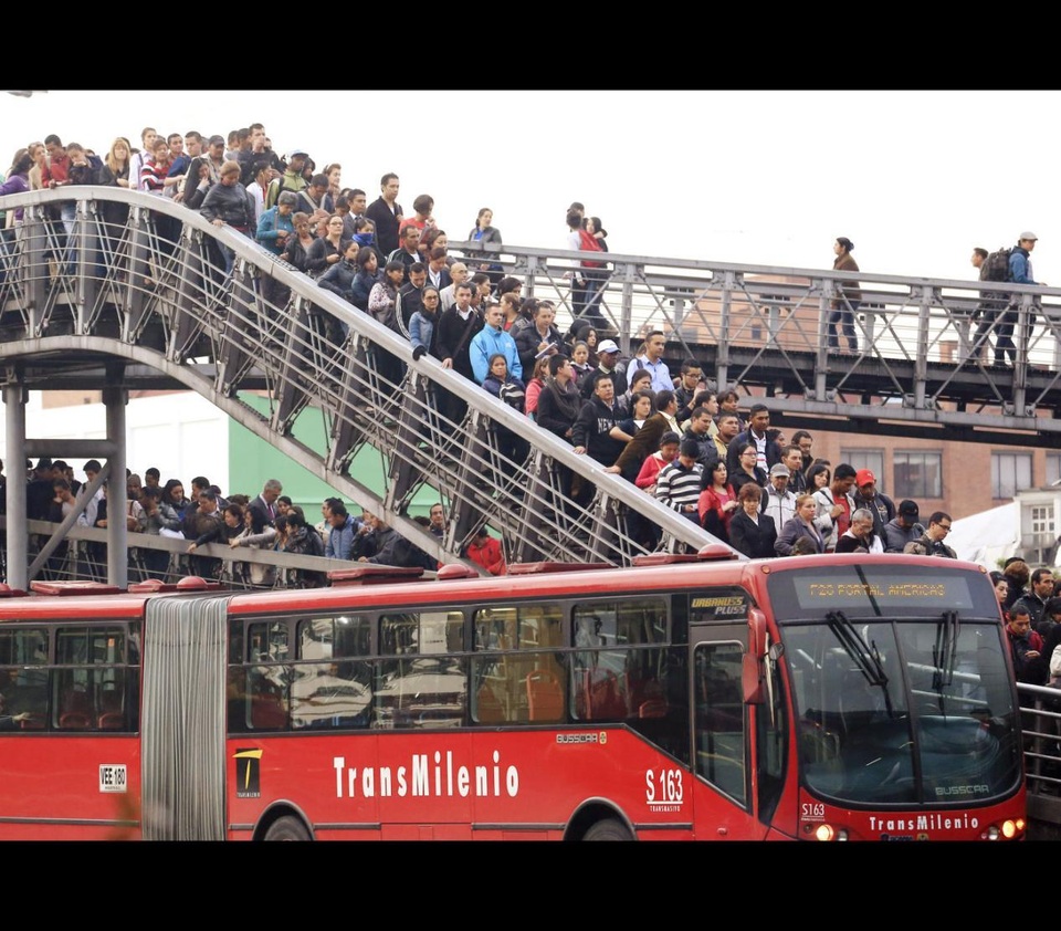 Nỗi ám ảnh với cảnh ách tắc nghẹt thở ở nhiều nơi trên khắp thế giới - 11