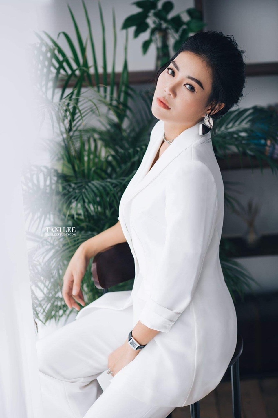 THANH HUONG 3.jpg THANH HUONG 3.jpg