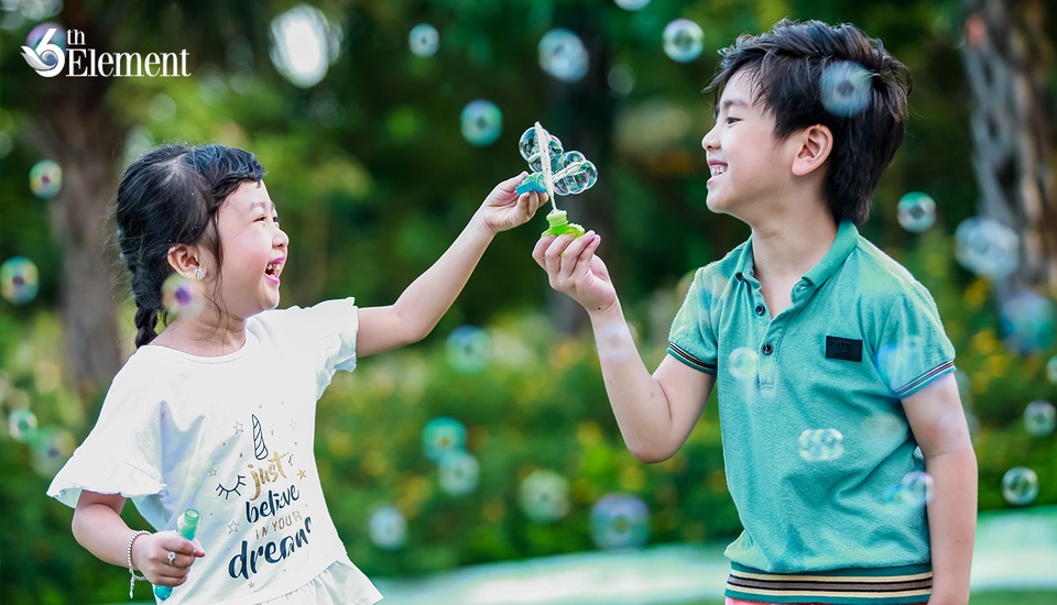 Cần hơn một vòng tay của cha mẹ để bảo vệ con trẻ  - 1 Cần hơn một vòng tay của cha mẹ để bảo vệ con trẻ  - 1
