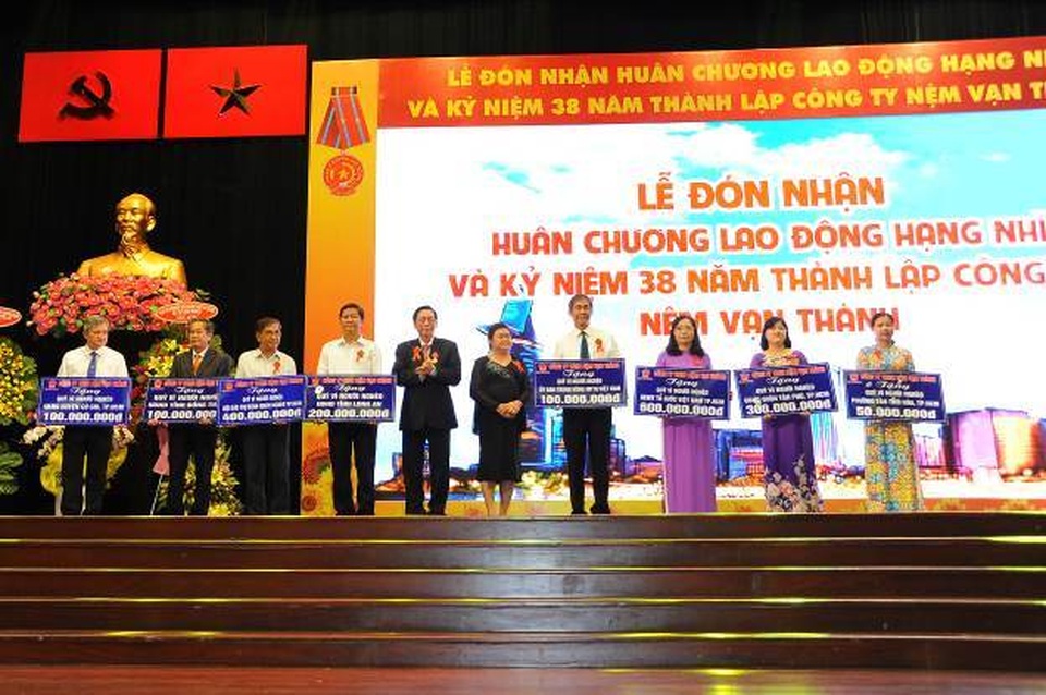 Nệm Vạn Thành trong chặng đường phát triển mới - 3 Nệm Vạn Thành trong chặng đường phát triển mới - 3