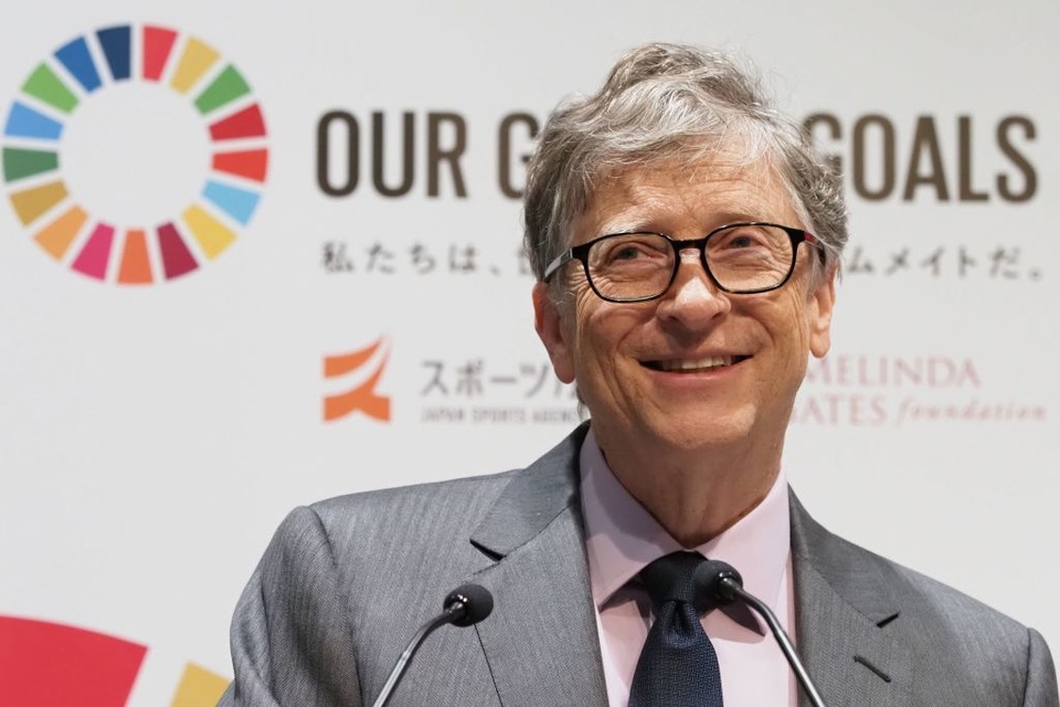 Tài sản của tỷ phú Bill Gates lại chạm mốc 100 tỷ USD - 1